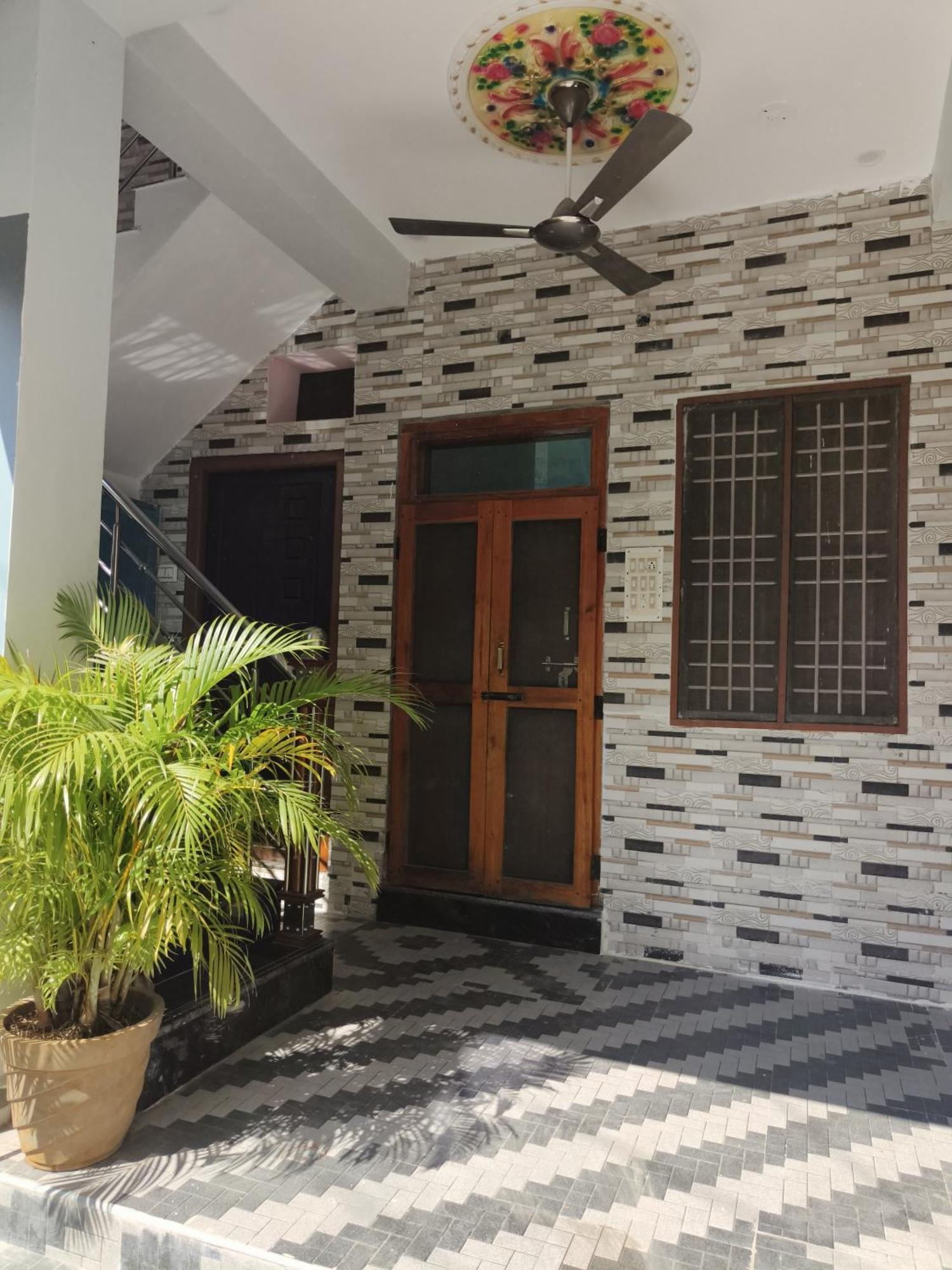 Liya Guest House Tiruvannāmalai 외부 사진