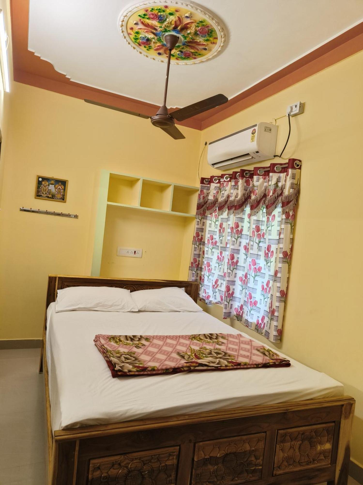 Liya Guest House Tiruvannāmalai 외부 사진