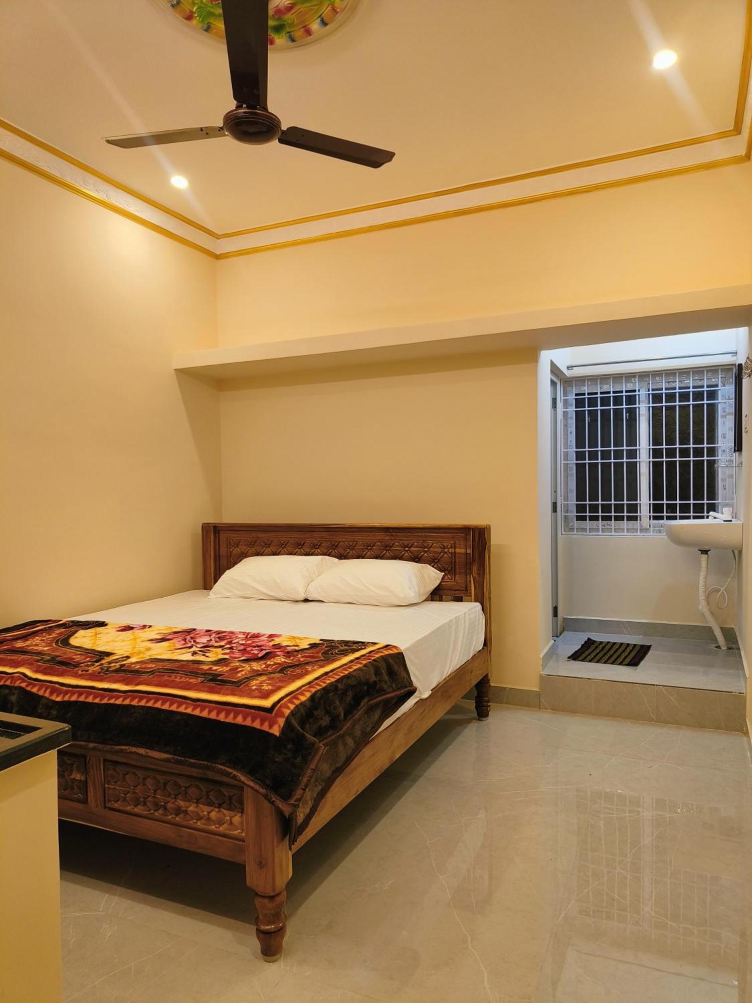 Liya Guest House Tiruvannāmalai 외부 사진